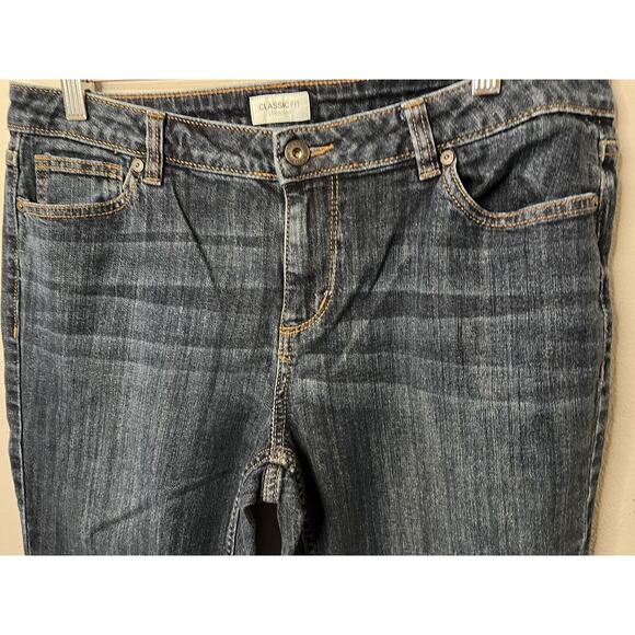 Liz Claiborne Jeans Womens Size 14 Classic Fit Straight Leg Jeans 28” Inseam - Picture 3 of 8